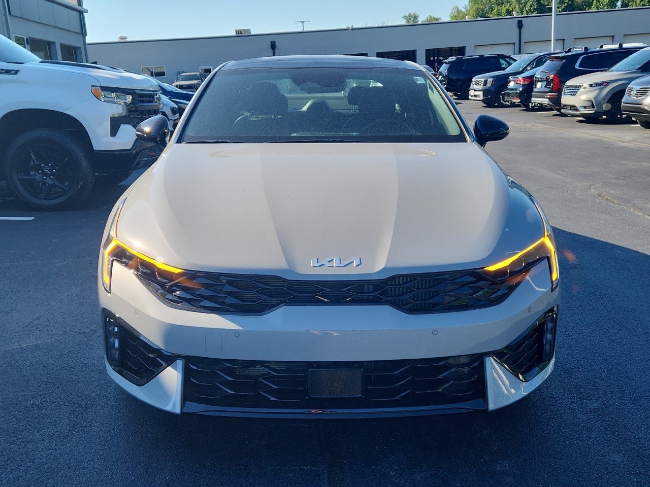 New 2026 Kia K5 GT FWD image 2