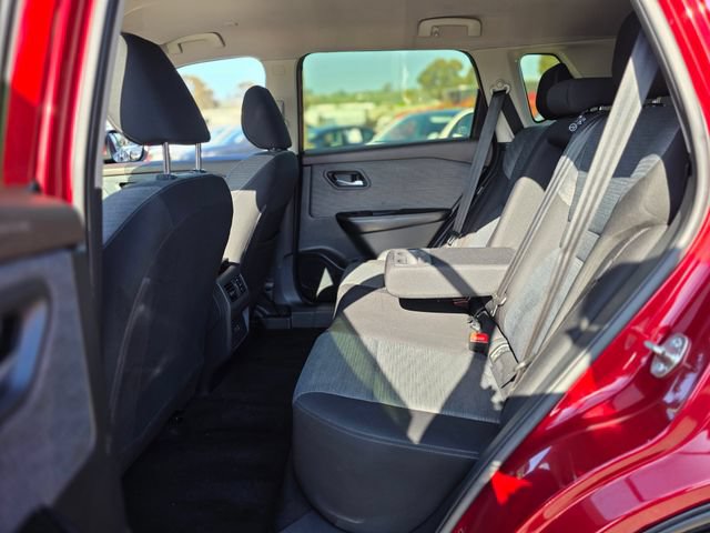 Used 2023 Nissan Rogue SV FWD image 16