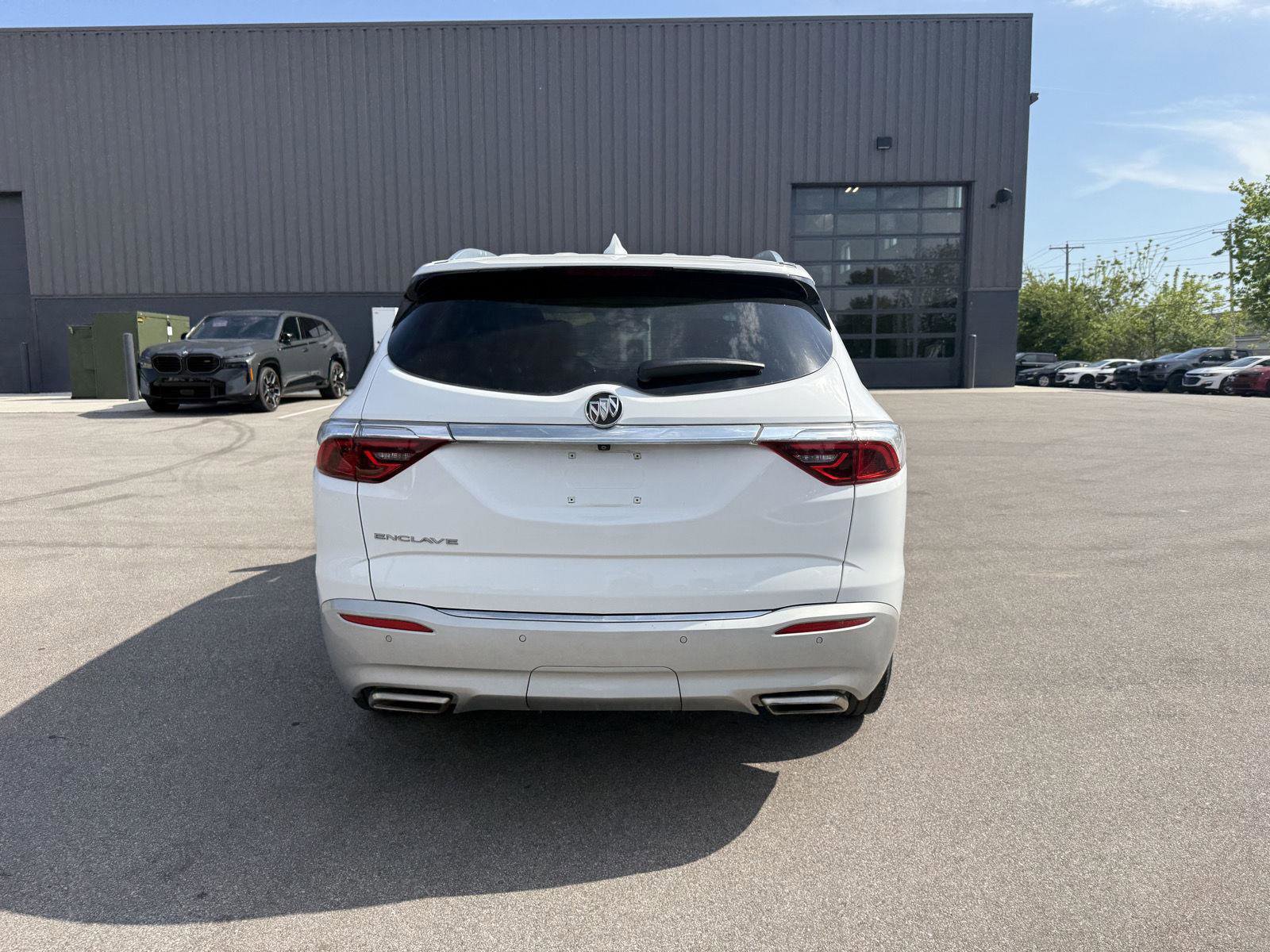 Used 2023 Buick Enclave Essence w/ LPO, Floor Liner Package FWD image 4
