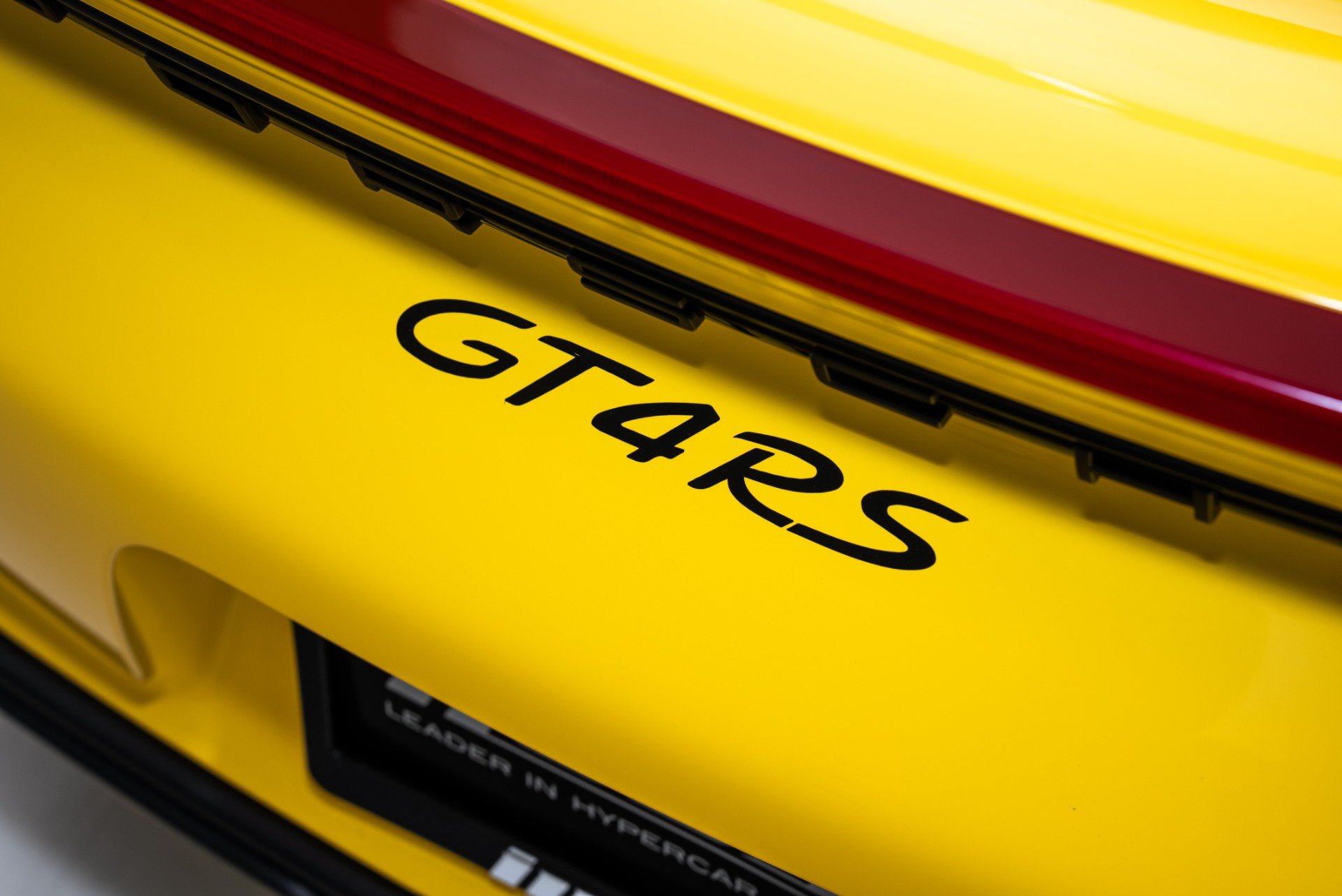 Used 2024 Porsche 718 Cayman GT4 RS RWD image 34