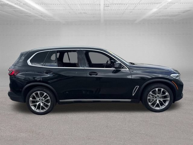 Used 2022 BMW X5 xDrive40i AWD/4WD image 5