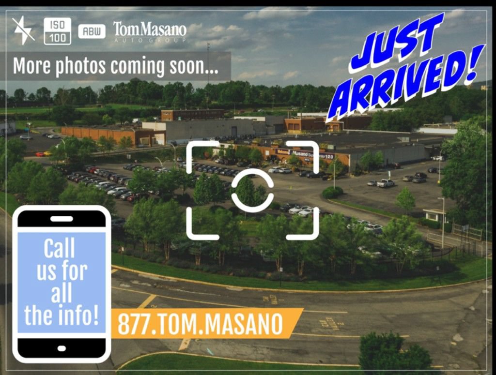 Used 2020 Volkswagen Tiguan SE w/ Panoramic Sunroof Package AWD/4WD image 2