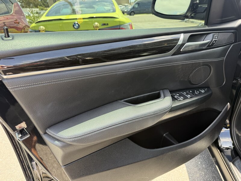 Used 2018 BMW X4 xDrive28i AWD/4WD image 14