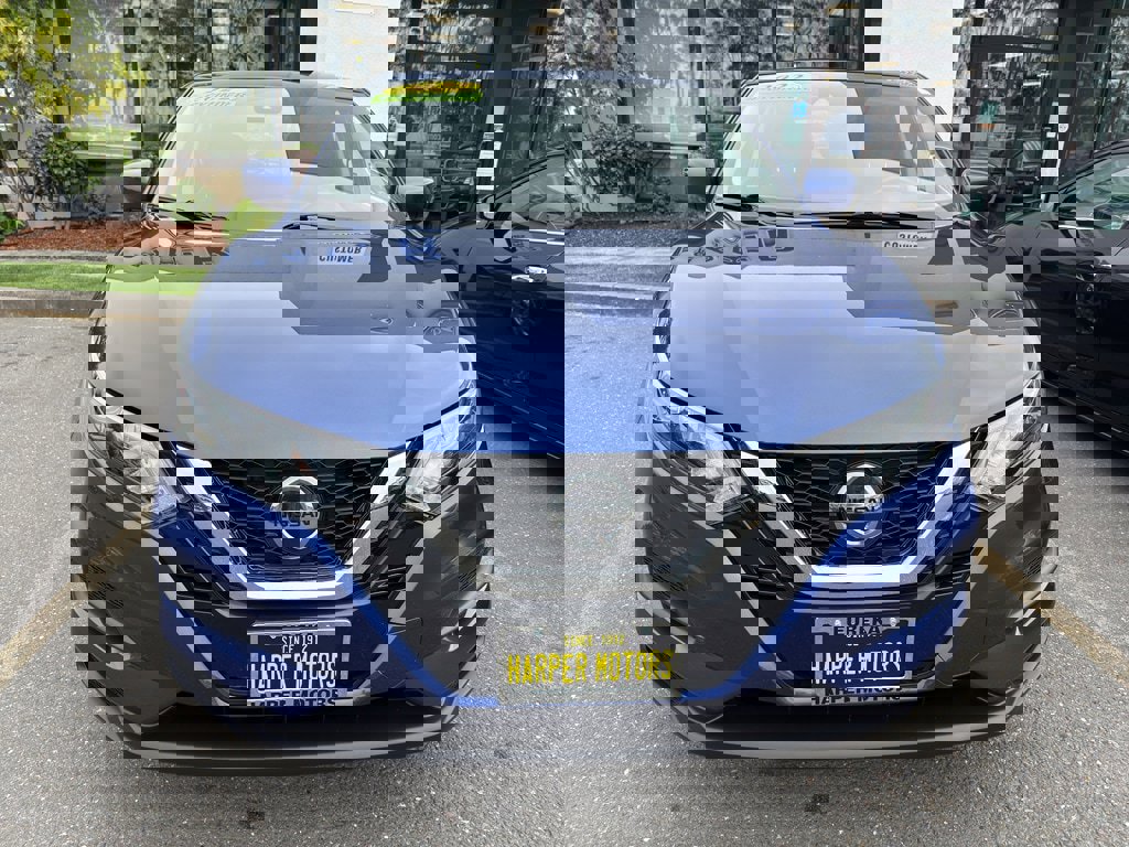 Used 2022 Nissan Rogue Sport S image 2