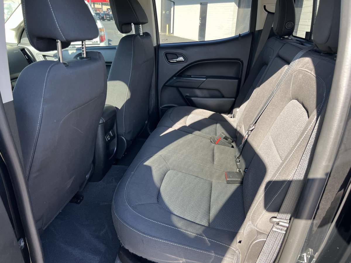 Used 2021 Chevrolet Colorado LT w/ Safety Package image 13
