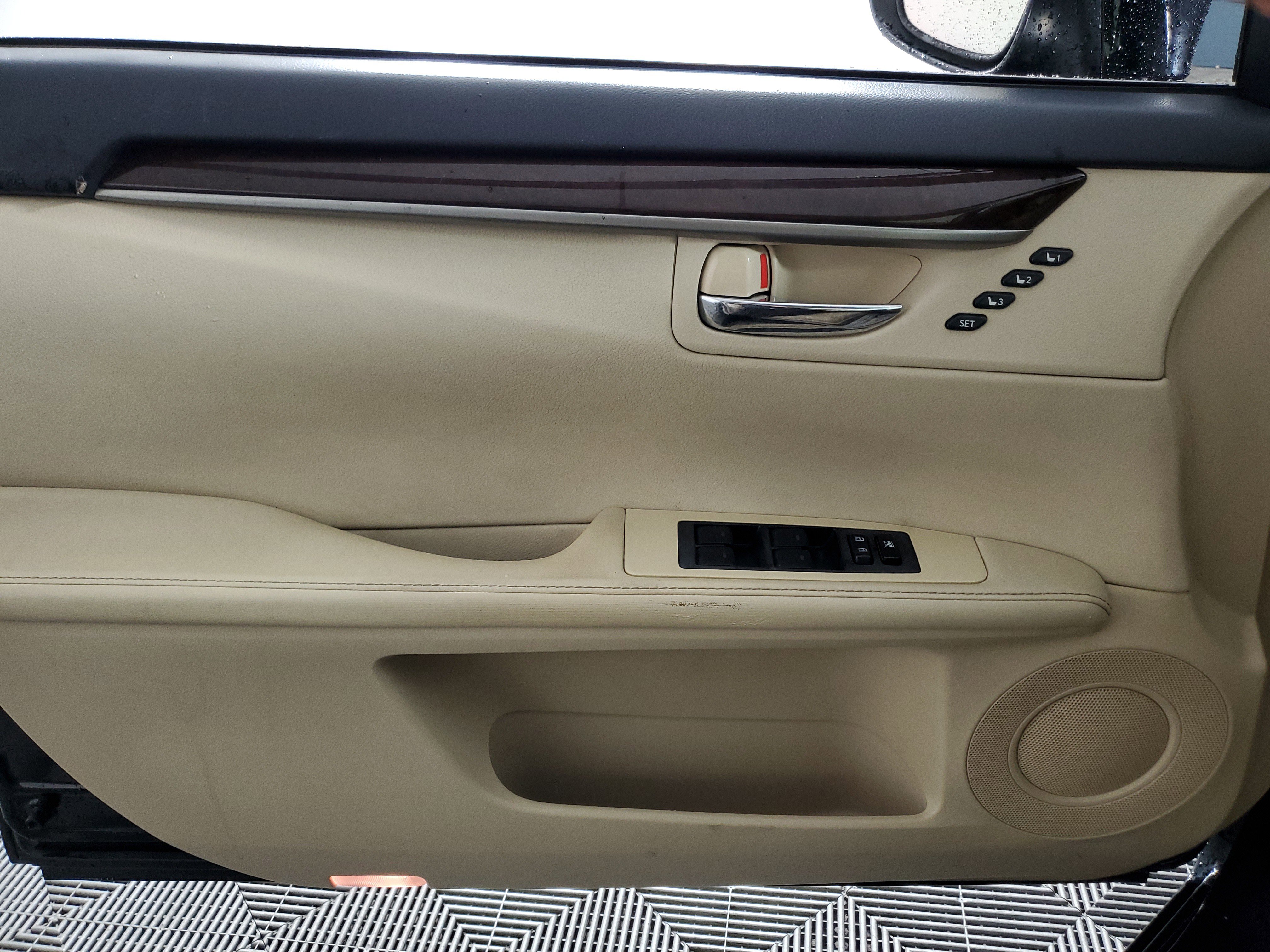 Used 2013 Lexus ES 350 image 29