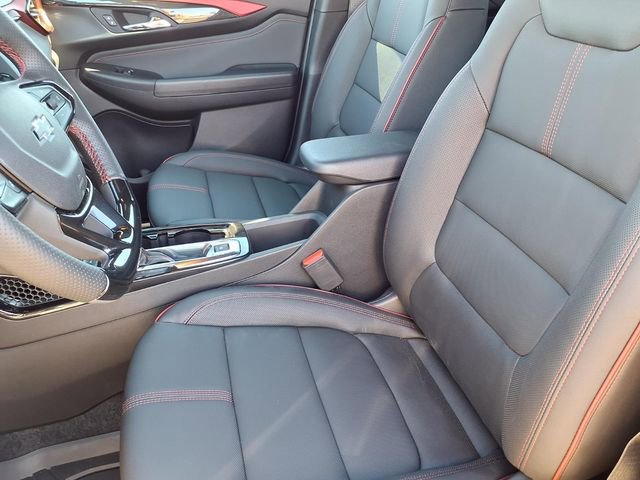 Used 2026 Chevrolet TrailBlazer RS w/ Driver Confidence Package FWD image 3
