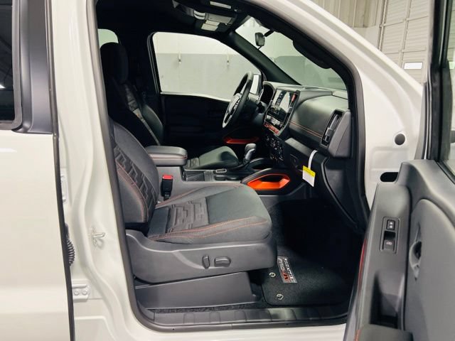 New 2026 Nissan Frontier PRO-4X w/ Pro-4x Convenience Package AWD/4WD image 33