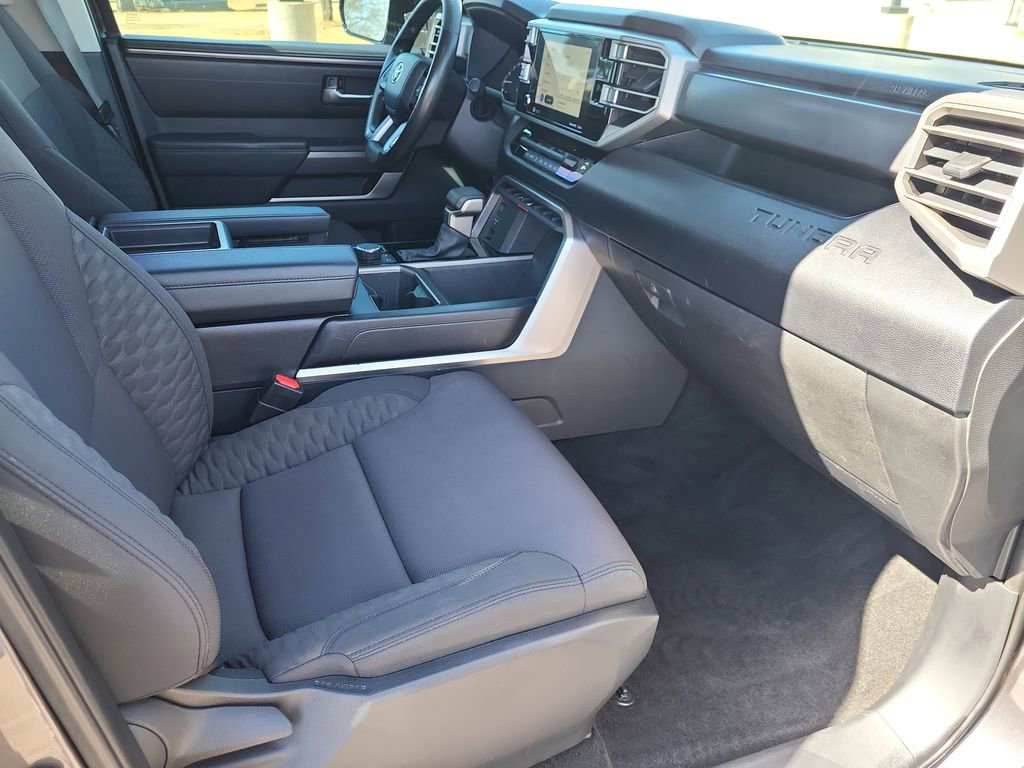 Used 2022 Toyota Tundra SR5 w/ SR5 Convenience Package image 14