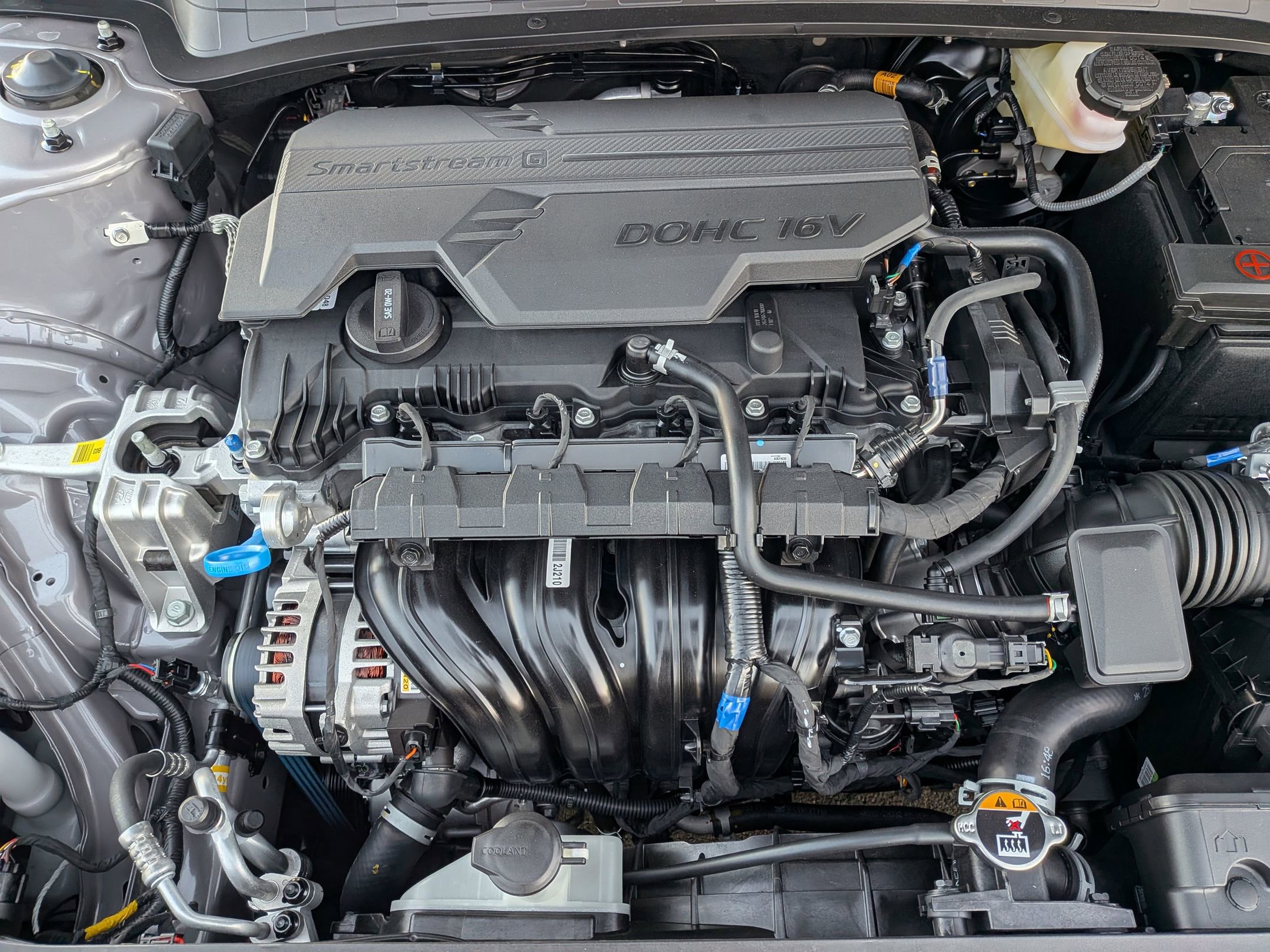 New 2026 Hyundai Elantra Sport FWD image 25