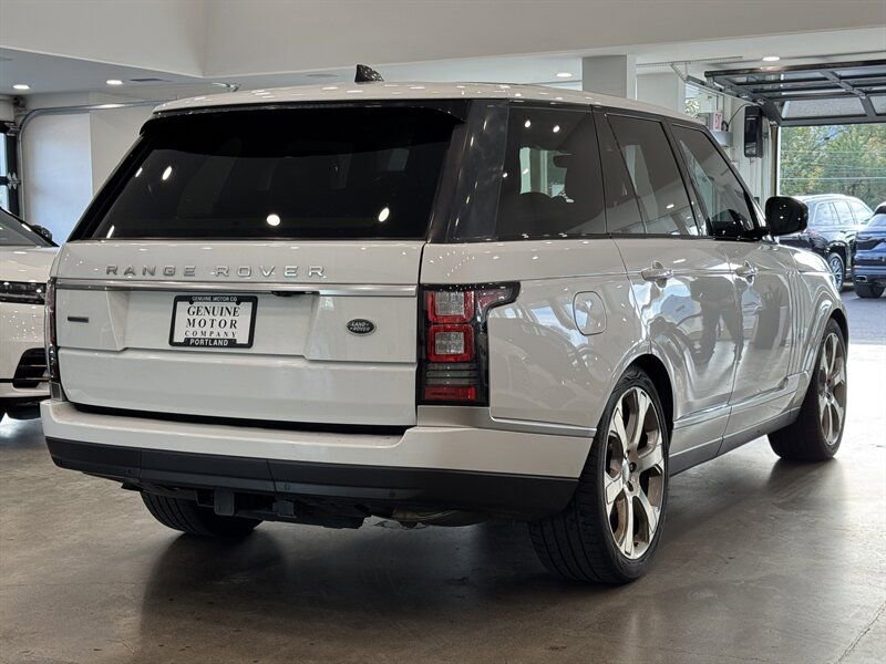 Used 2017 Land Rover Range Rover Supercharged image 6