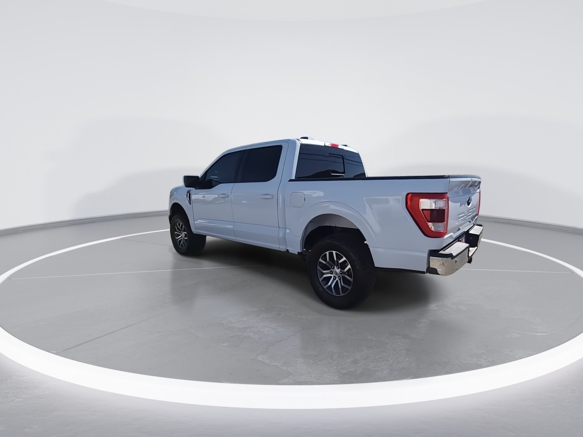 Used 2021 Ford F150 Lariat AWD/4WD image 6