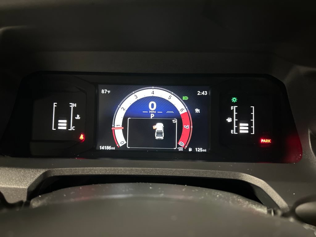 Used 2025 Toyota Tacoma SR AWD/4WD image 14