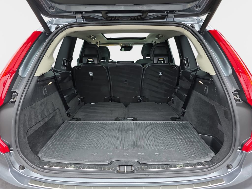 Used 2016 Volvo XC90 T6 Momentum w/ Protection Package Plus AWD/4WD image 14