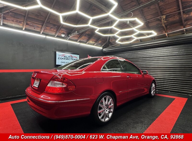 Used 2007 Mercedes-Benz CLK 350 Coupe image 3