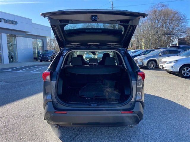 Used 2024 Toyota RAV4 LE image 29