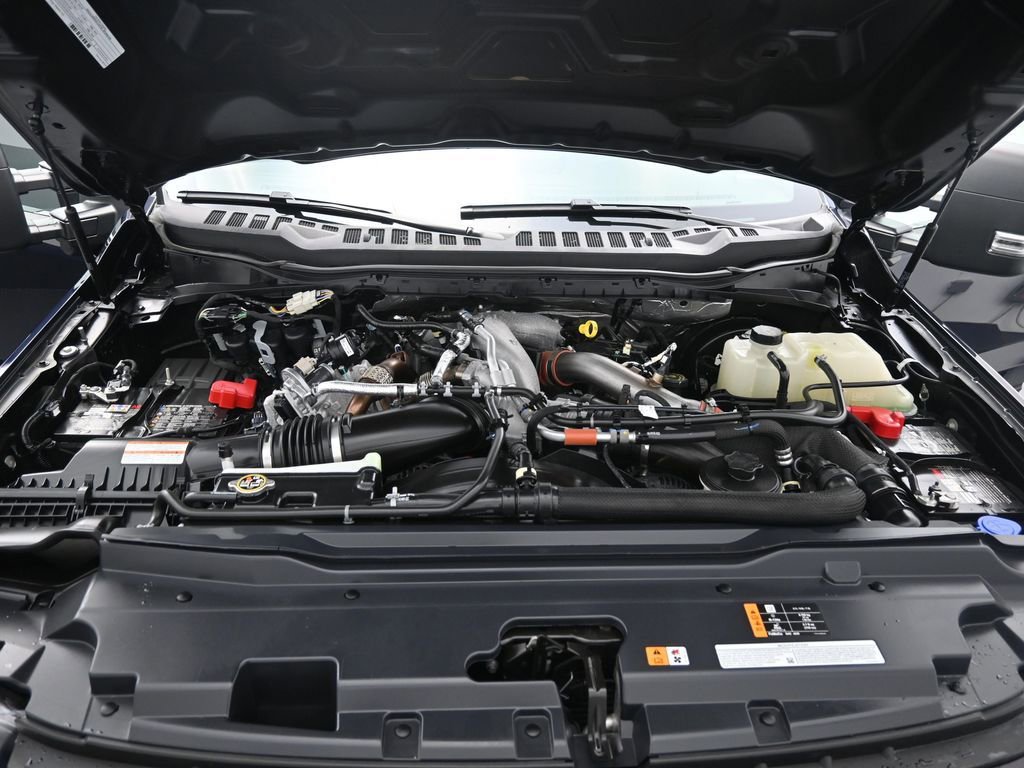 Used 2025 Ford F350 XLT w/ Black Appearance Package image 31