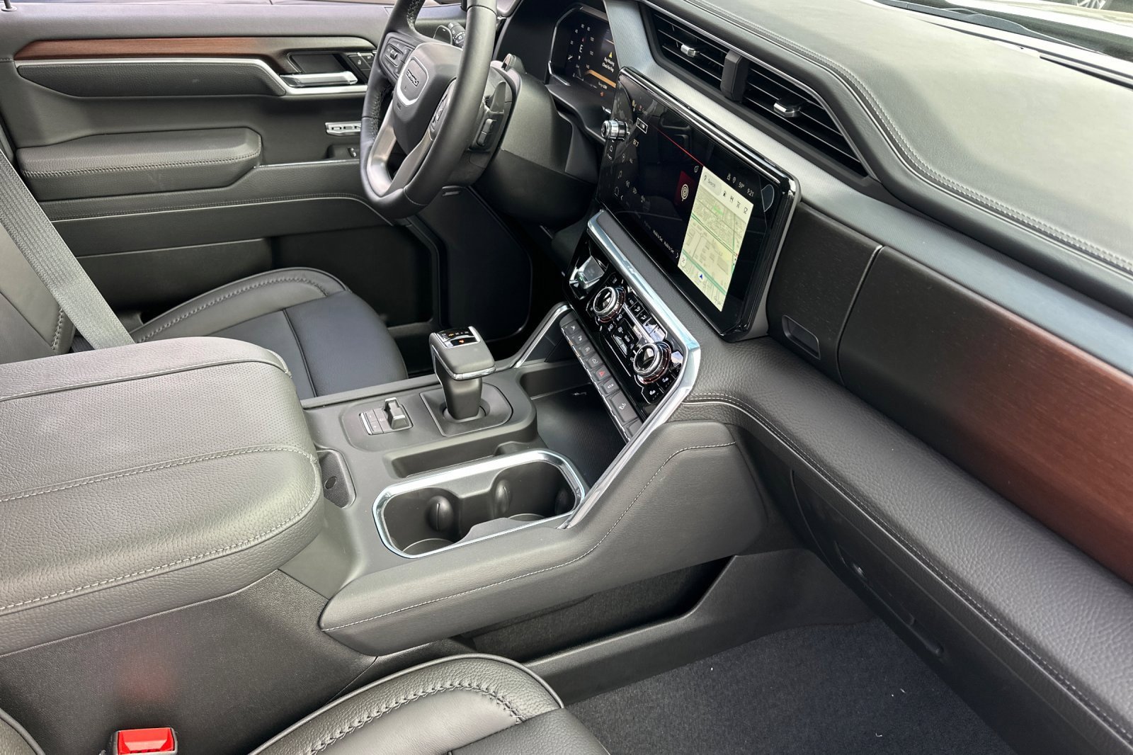 New 2026 GMC Sierra 1500 Denali w/ Technology Package image 14