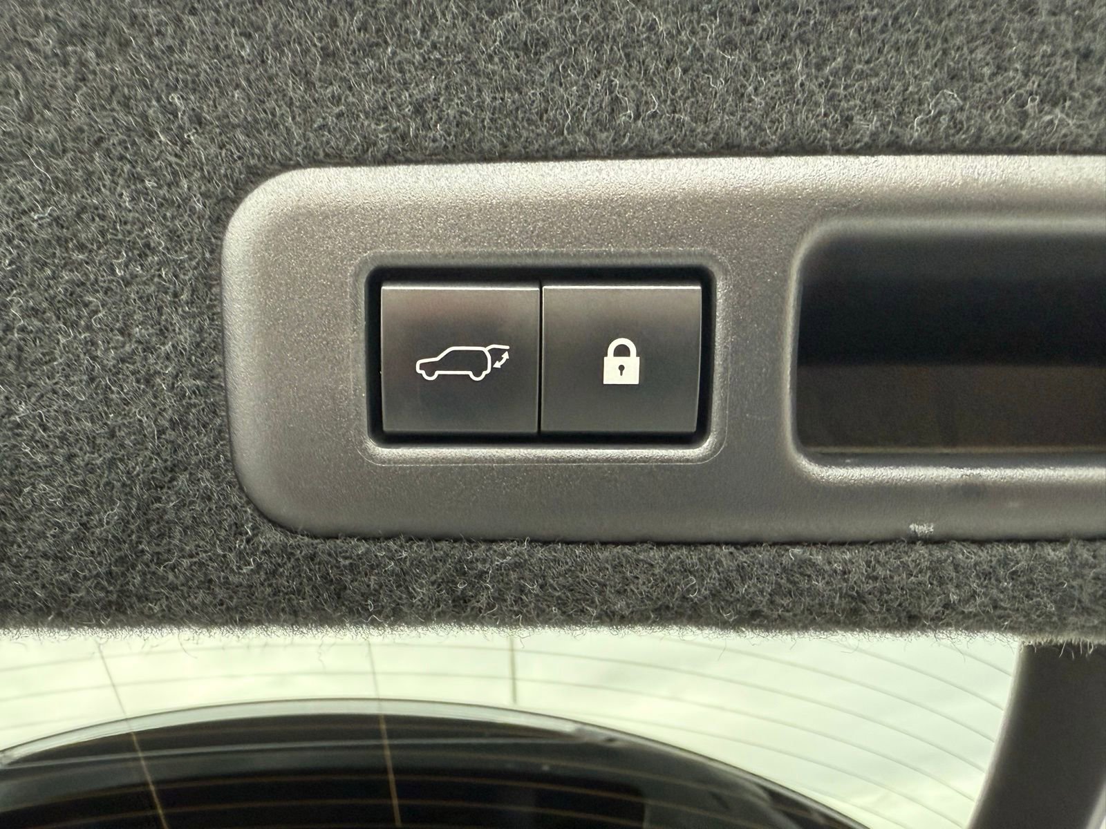 Used 2020 Lexus RX 450h AWD w/ Premium Package image 17