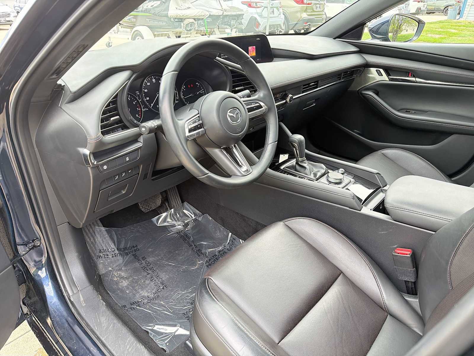 Used 2019 MAZDA MAZDA3 AWD Hatchback w/ Premium Pkg image 2