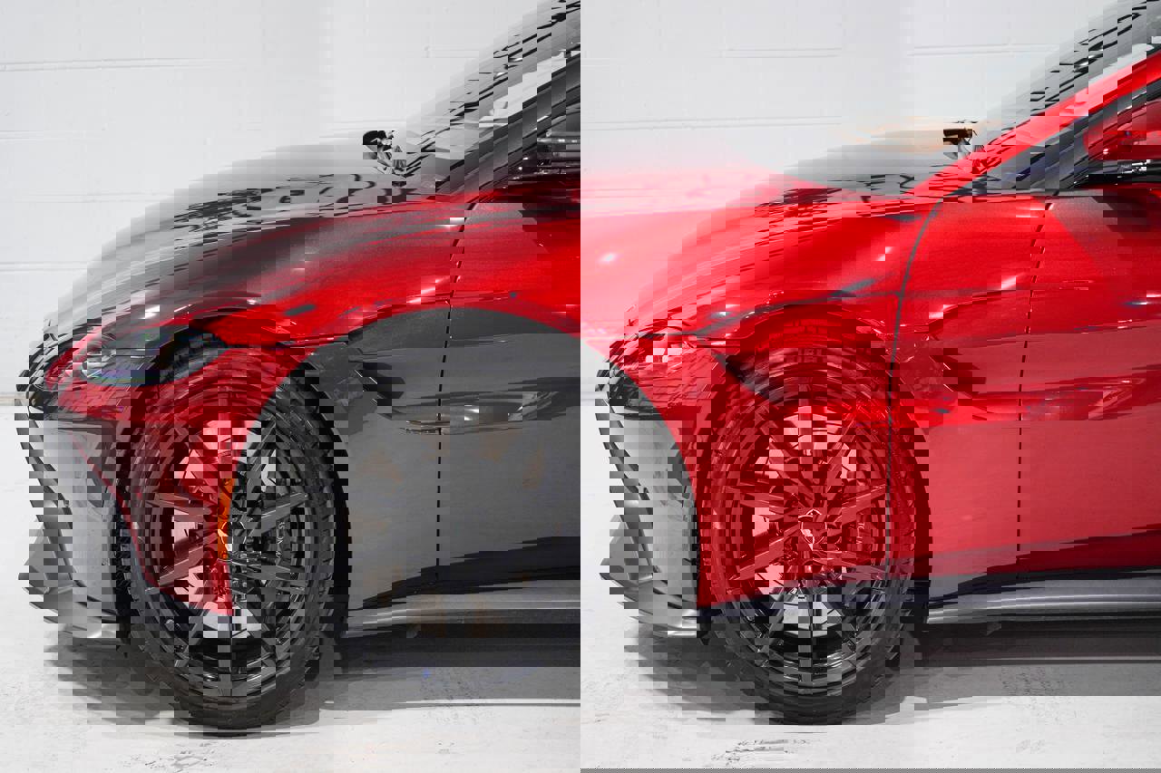 Used 2020 Aston Martin V8 Vantage Coupe image 31