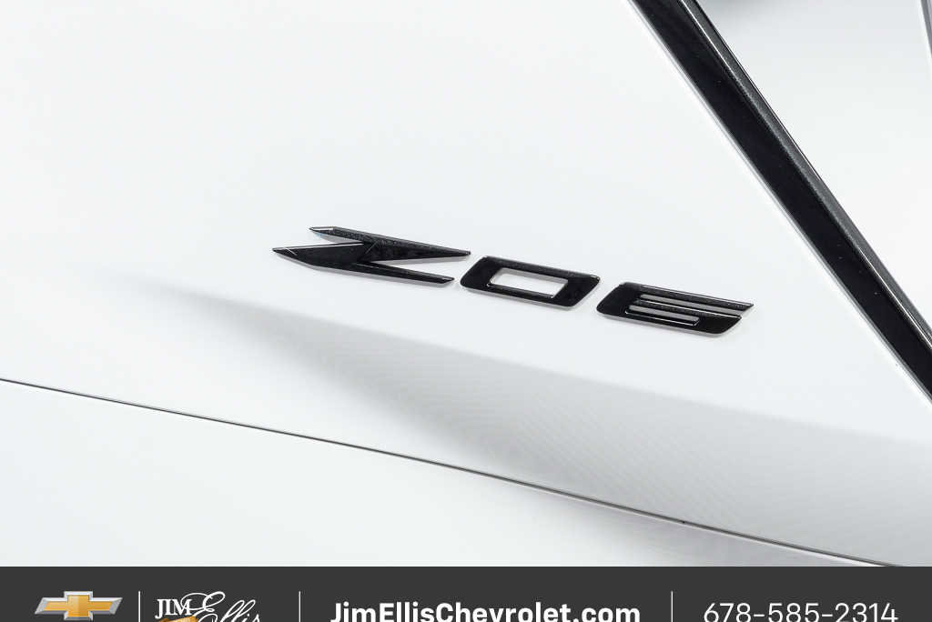 Used 2024 Chevrolet Corvette Z06 w/ Z07 Performance Package image 32