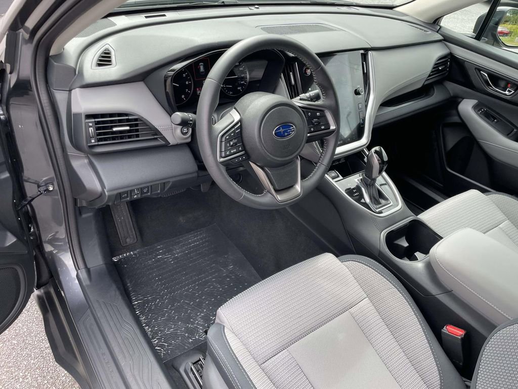 Used 2025 Subaru Outback Premium w/ Popular Package #1 image 11