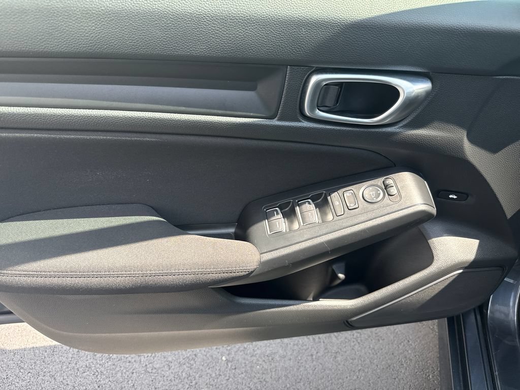 Certified 2025 Honda Civic Sport image 9