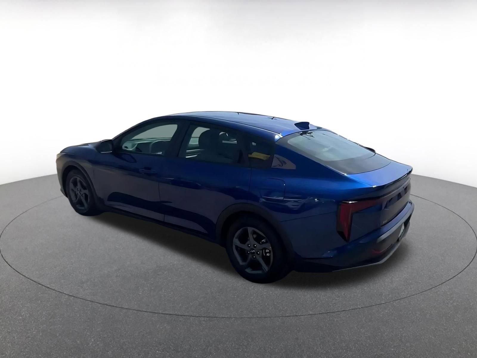 Used 2025 Kia K4 FWD image 10