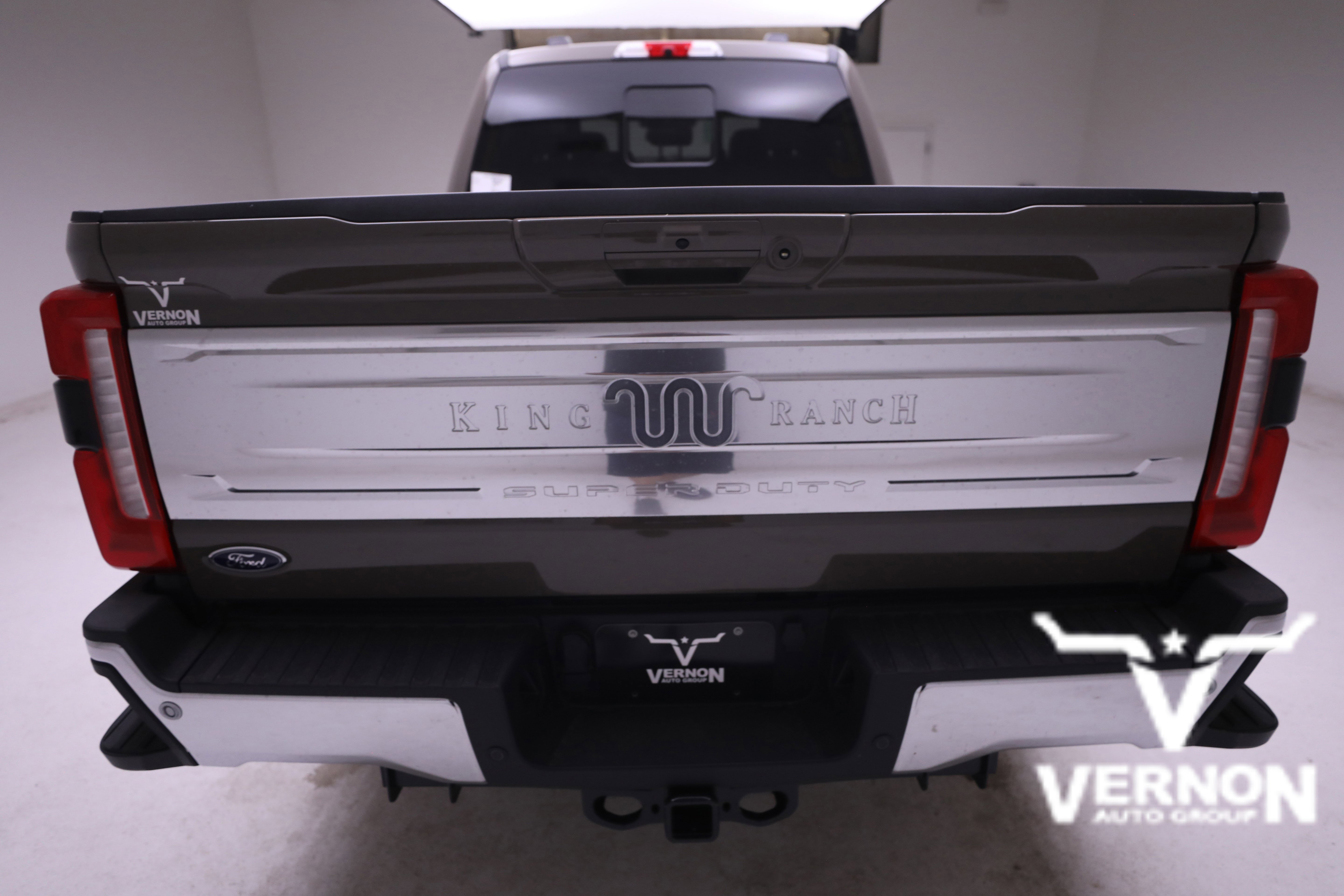 New 2026 Ford F250 King Ranch w/ Chrome Package image 4