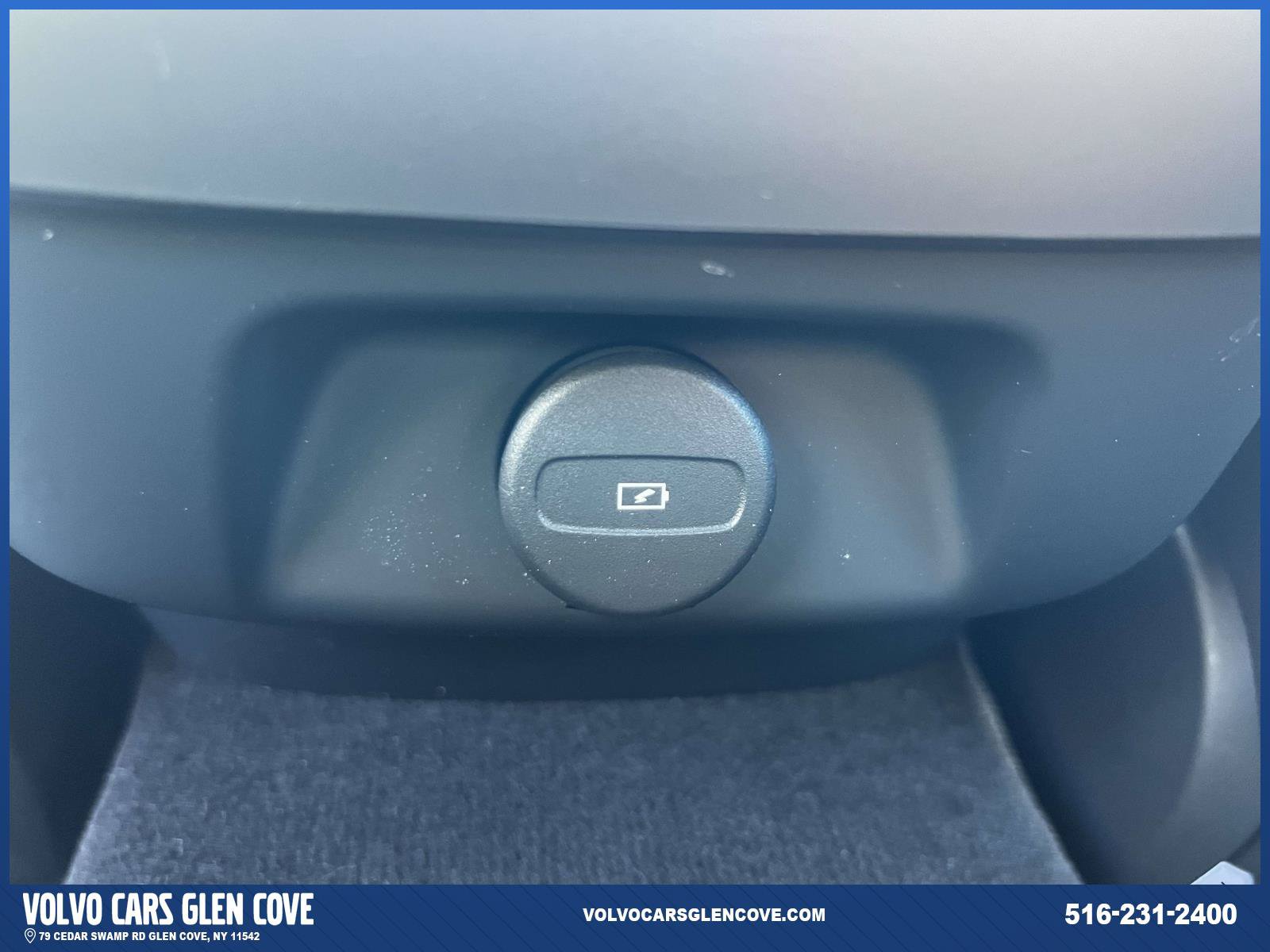 Certified 2024 Volvo S60 B5 Plus w/ Climate Package AWD/4WD image 11