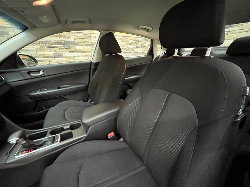 Used 2016 Kia Optima LX FWD image 29