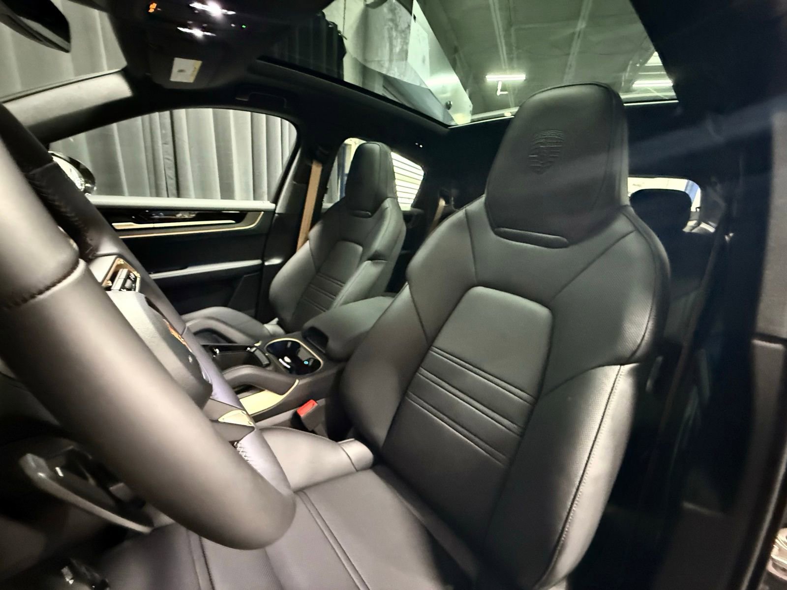 New 2026 Porsche Cayenne S image 4
