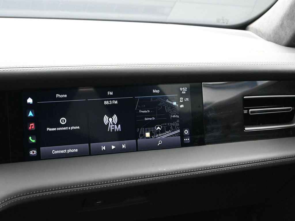 Certified 2023 Porsche Taycan GTS image 21