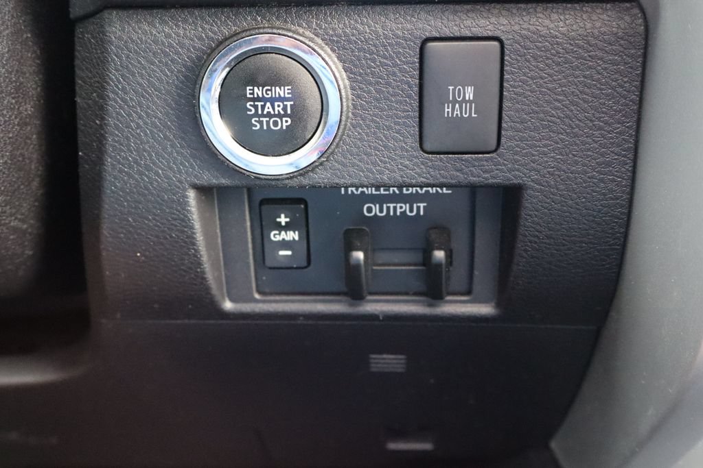 Used 2021 Toyota Tundra TRD Pro AWD/4WD image 33