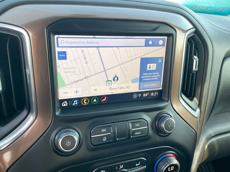 Used 2022 Chevrolet Silverado 1500 High Country w/ Z71 Off-Road Package image 21