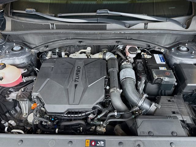 Used 2023 Hyundai Santa Fe Calligraphy image 30