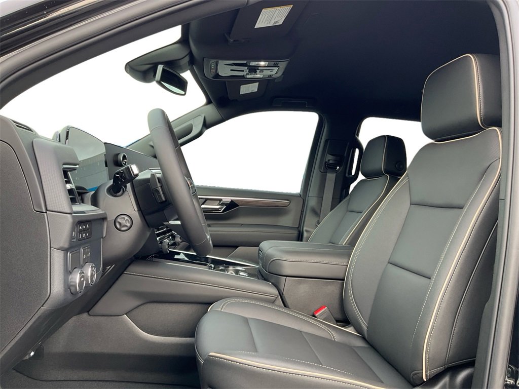 New 2026 Chevrolet Suburban Premier image 23