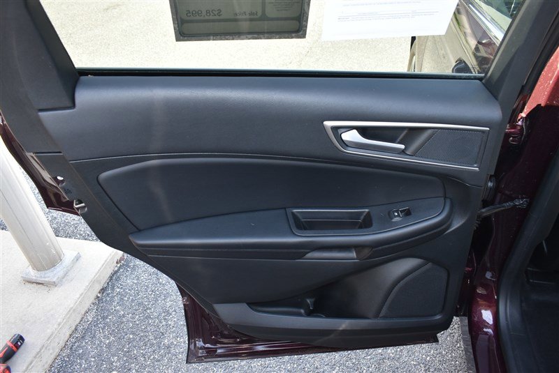 Used 2022 Ford Edge SEL w/ Convenience Package AWD/4WD image 22