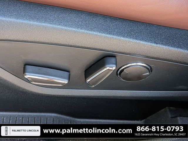 Used 2020 Lincoln Nautilus Reserve FWD image 19