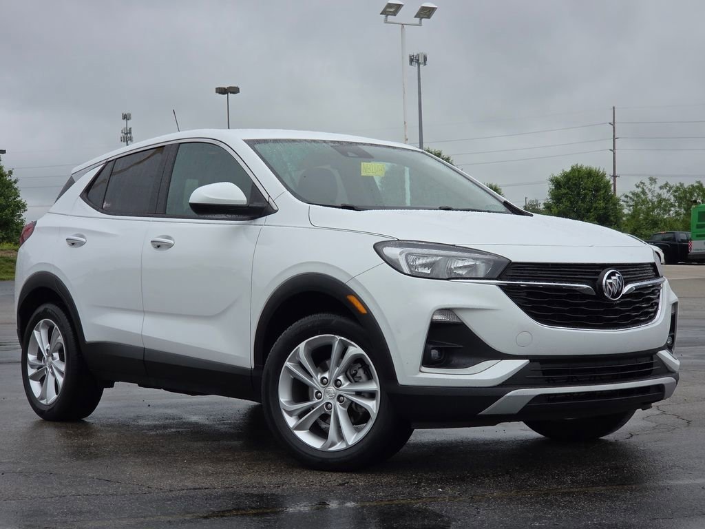 Used 2022 Buick Encore GX Preferred w/ Cold Weather Comfort Package AWD/4WD image 2
