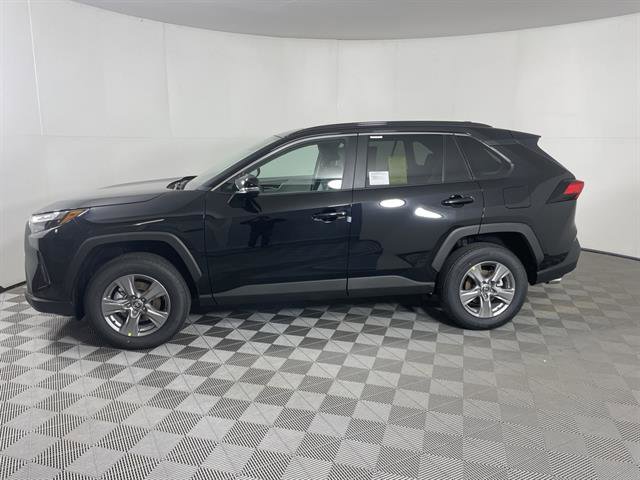 New 2025 Toyota RAV4 XLE image 4