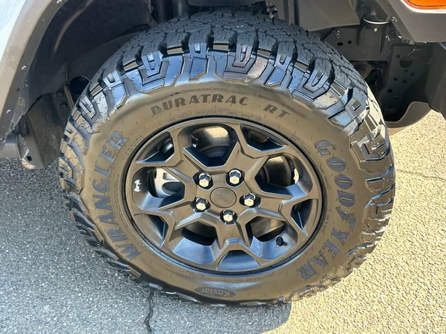 Used 2023 Jeep Gladiator Willys image 8