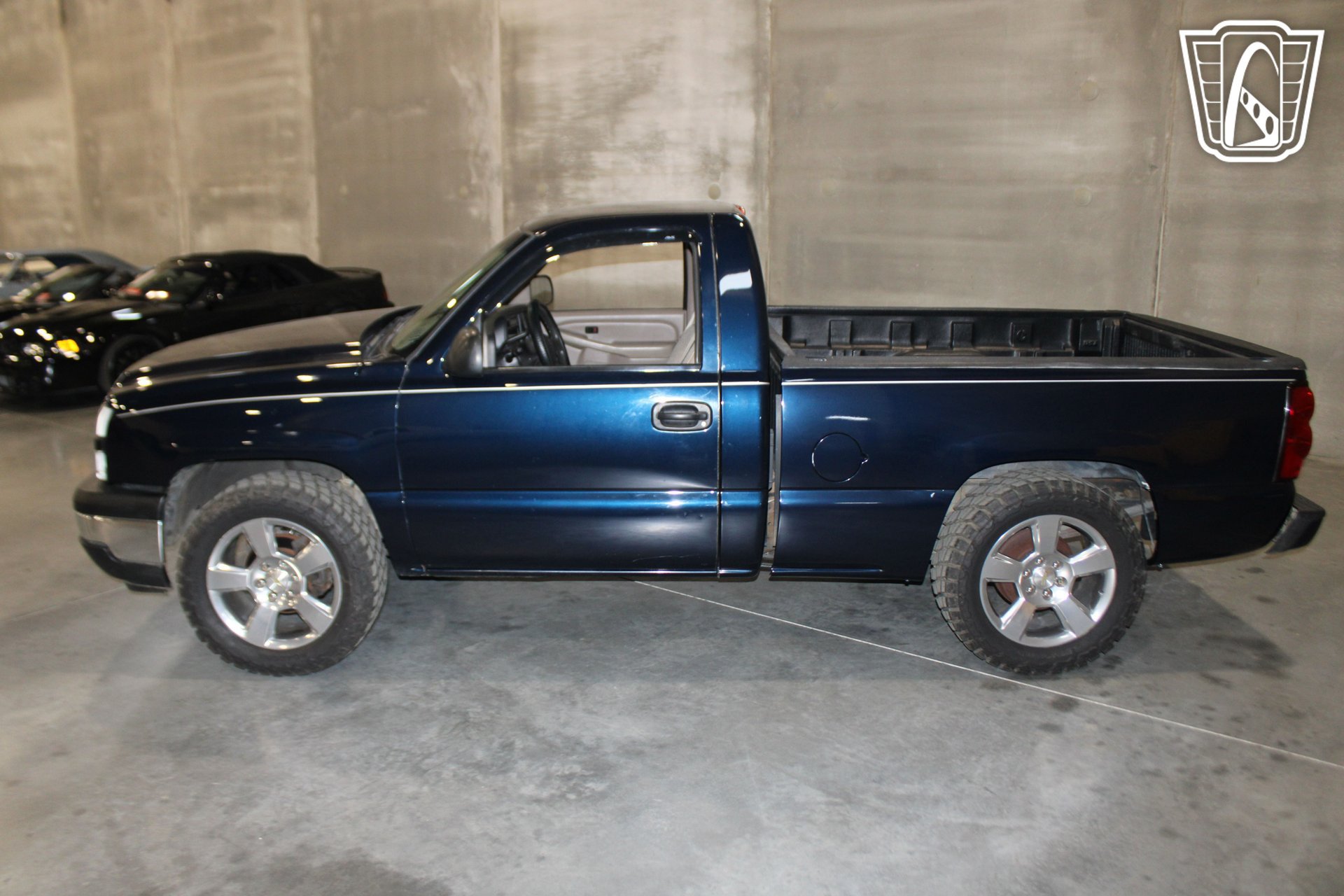 Used 2007 Chevrolet Silverado 1500 W/T RWD image 11