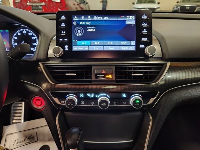 Used 2018 Honda Accord Sport image 15
