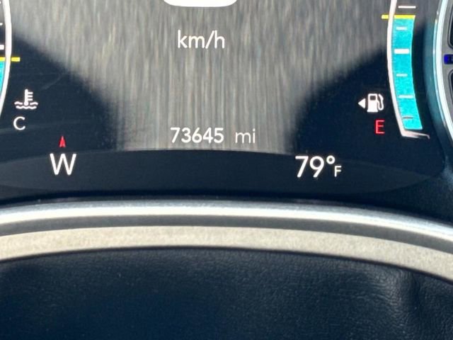 Used 2023 Chrysler Pacifica Touring-L FWD image 35