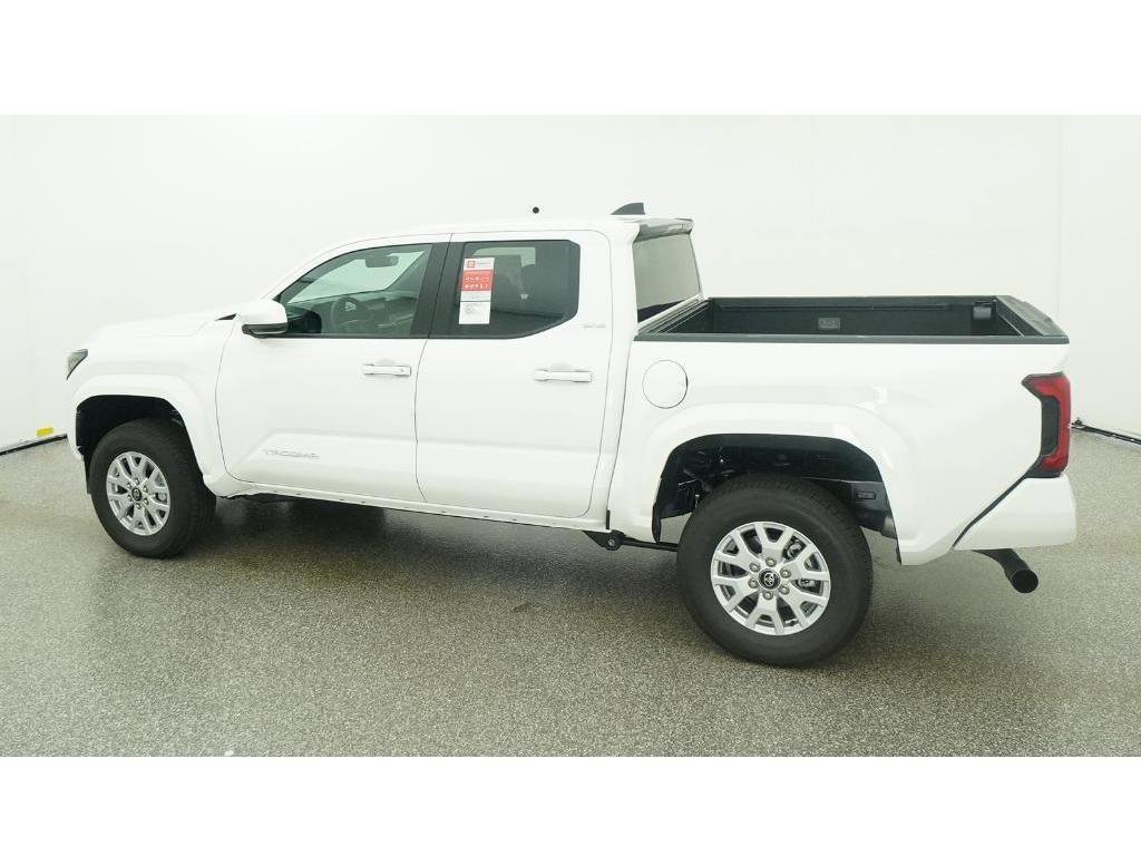 New 2026 Toyota Tacoma SR5 AWD/4WD image 4