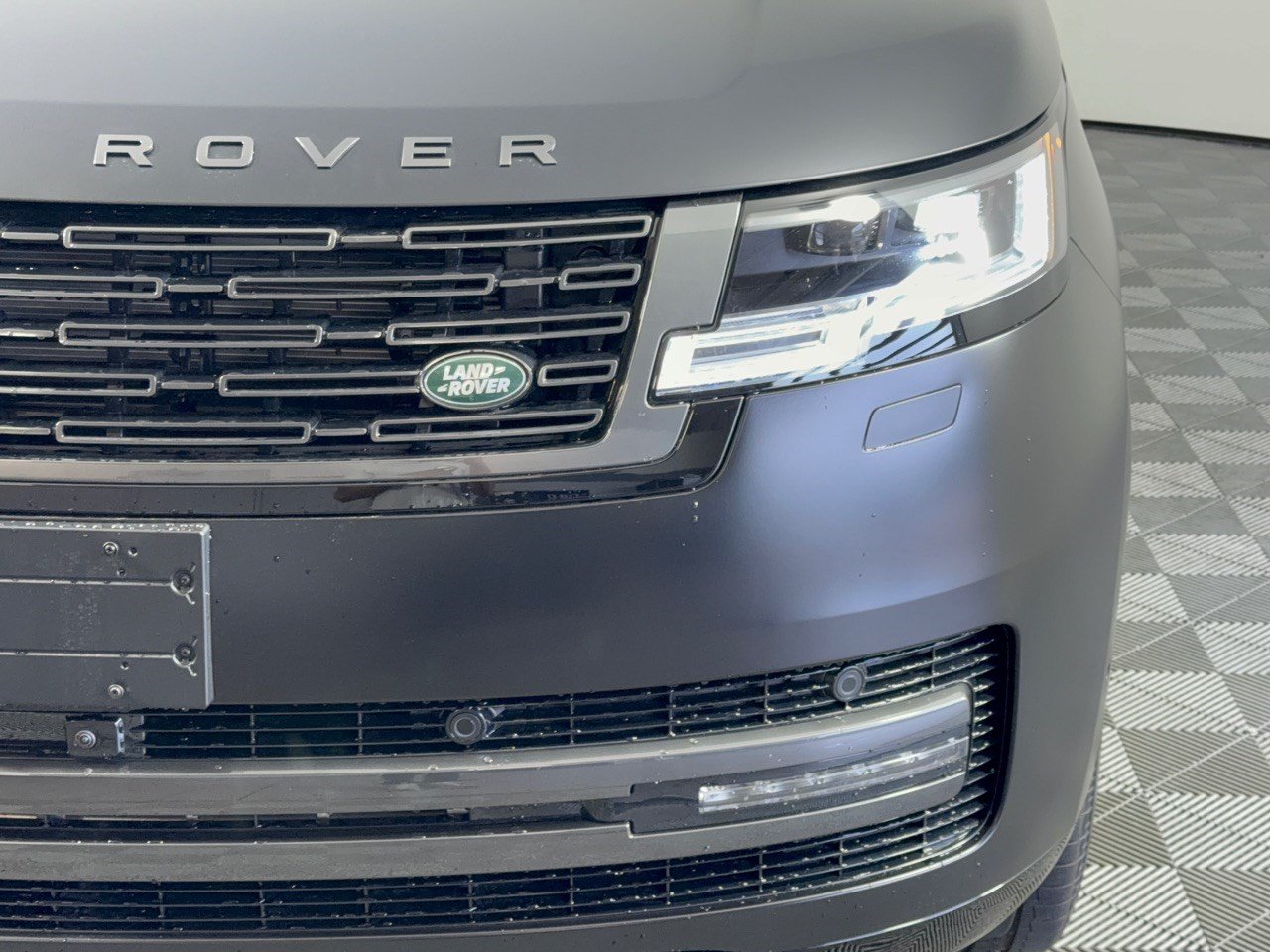 Used 2026 Land Rover Range Rover Long Wheelbase SE AWD/4WD image 12
