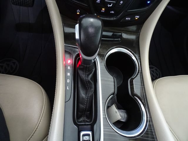 Certified 2019 Buick Envision Essence w/ LPO, Active Package AWD/4WD image 12