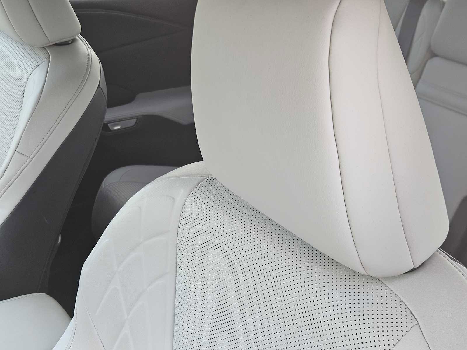 Used 2023 Lexus RX 350 Premium w/ Cold Area Package image 15